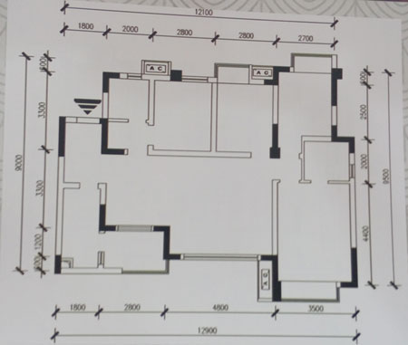 本单元的设计新中式风格摒弃古典中国风的陈旧与拘泥，取而代之的是现代时尚创意设计。适合追求一种沉稳、舒服、放松的生涯空间的人群。