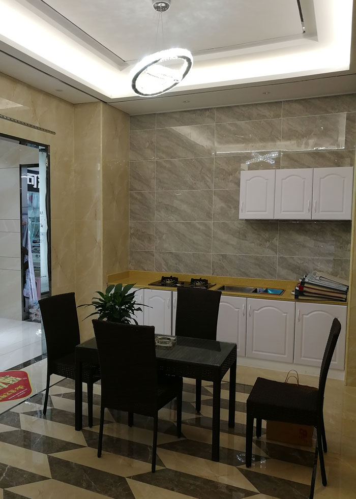 【实景案例】陶瓷一线品牌pp电子瓷砖沉庆垫江200方专卖店鉴赏