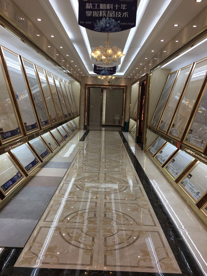 【专卖店推荐】陶瓷一线品牌pp电子瓷砖潮南店实景鉴赏