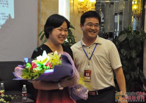 【媒体报路】中国陶瓷网：以爱之名：见证鈥溄裆袷澜鸢这