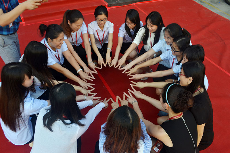 pp电子喜迎三周年庆，感恩同业