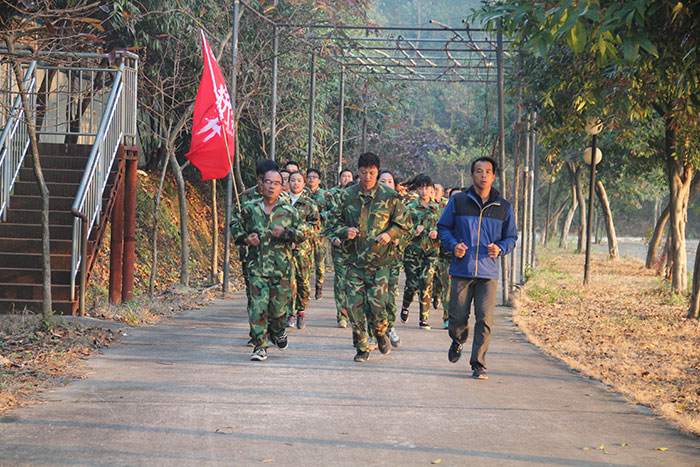 2017年2月13-15日，pp电子“虎狼路”户表拓展训练圆满实现